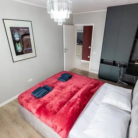 Appartement 92- Urban Plaza