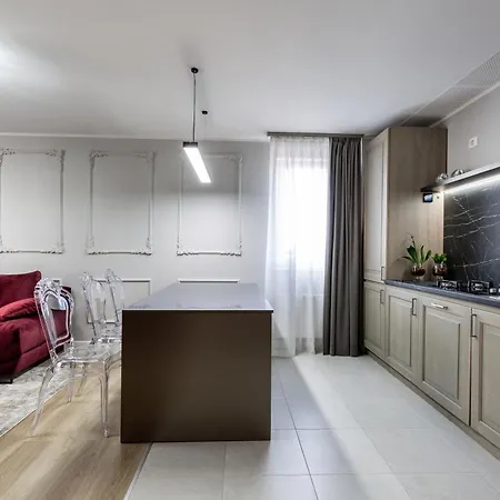 92- Urban Plaza דירה בראשוב