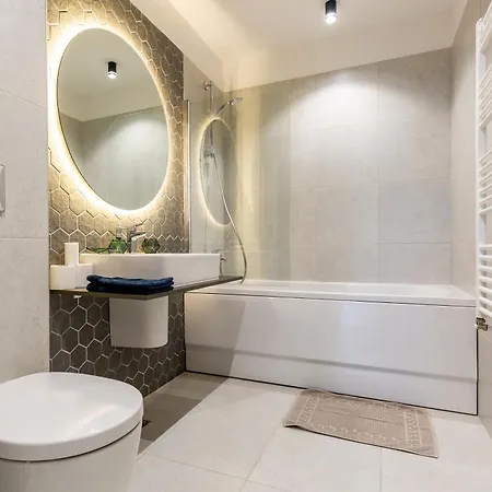 דירה 92- Urban Plaza