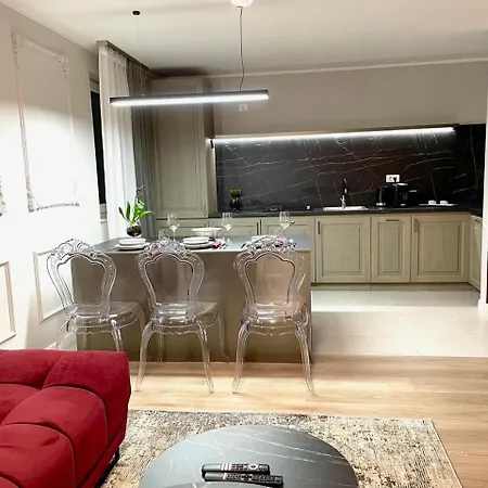 92- Urban Plaza דירה בראשוב