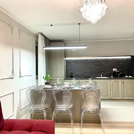 92- Urban Plaza בראשוב