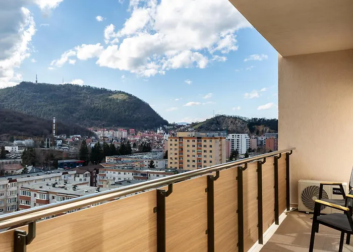 92- Urban Plaza Апартаменты