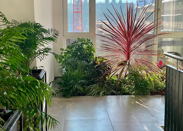 92- Urban Plaza Брашов