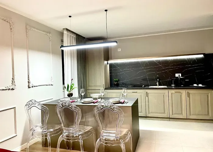 Апартаменты 92- Urban Plaza *