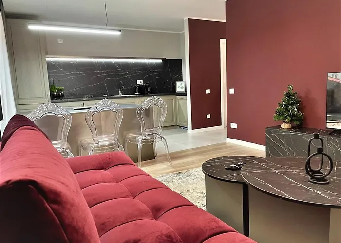 92- Urban Plaza Апартаменты *