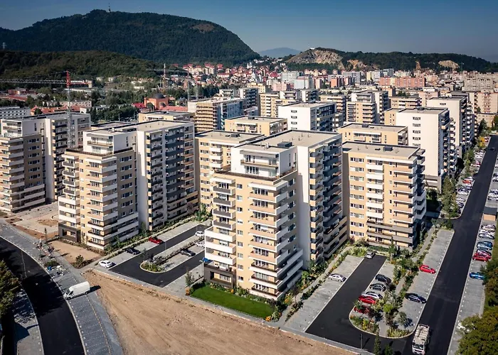 92- Urban Plaza Брашов